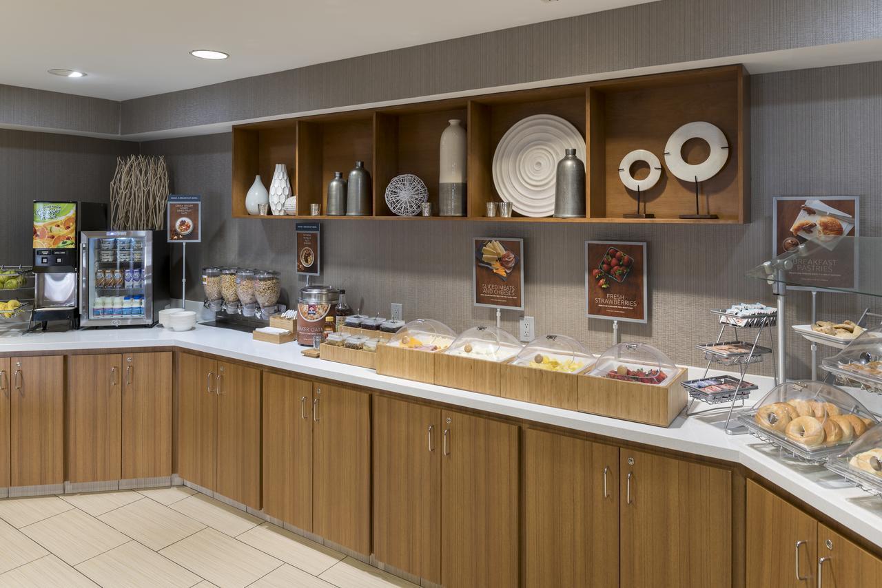 Springhill Suites Grand Rapids North Exterior foto