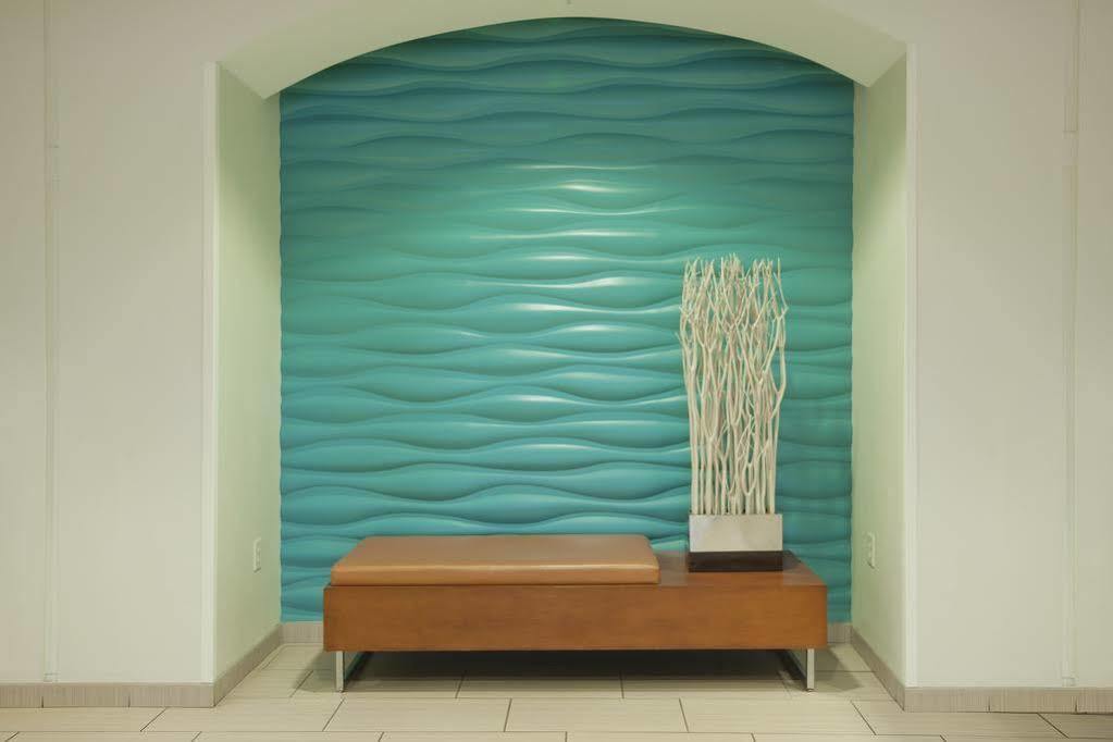 Springhill Suites Grand Rapids North Exterior foto
